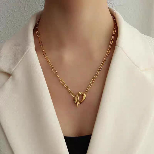 COLLAR FORTALEZA