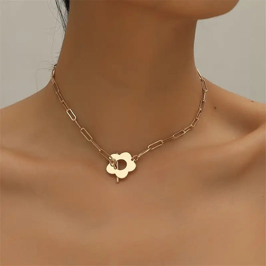 COLLAR FLORA